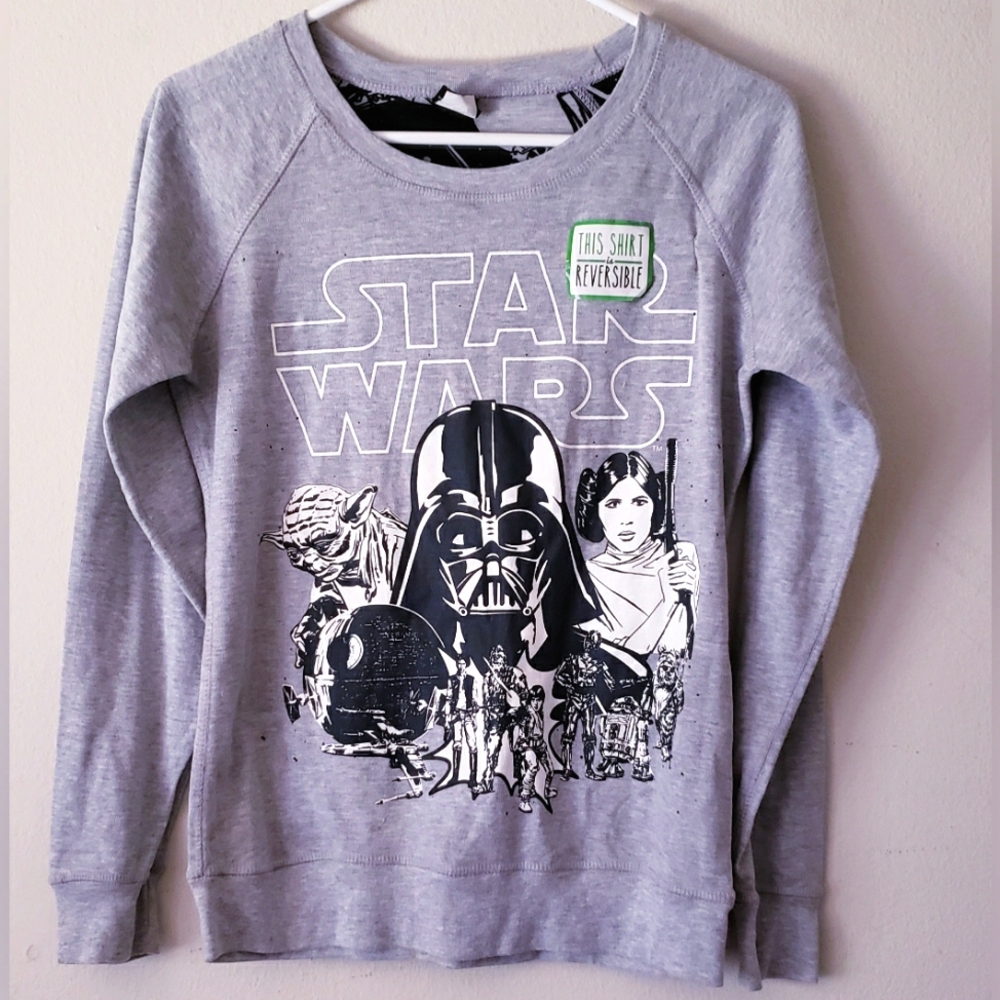 Star Wars Womans Gray Reversable Sweatshirt
